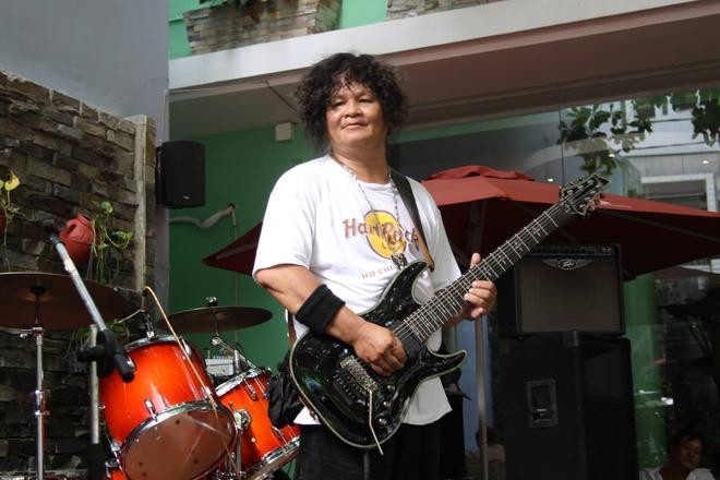 Showbiz 21/7: Nghệ sĩ Trung Thành qua đời vì COVID-19