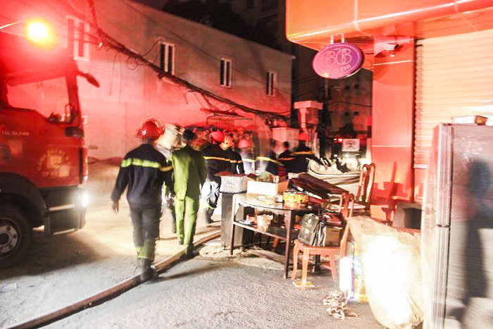 Lực lượng chức năng tại hiện trường.