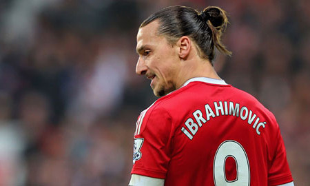 Ibrahimovic tạm thời chọn áo số 9 ở M.U
