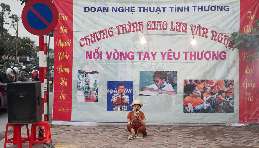 Thành phố yêu cầu chấn chỉnh hoạt động hát rong, xin tiền, trục lợi từ người khuyết tật