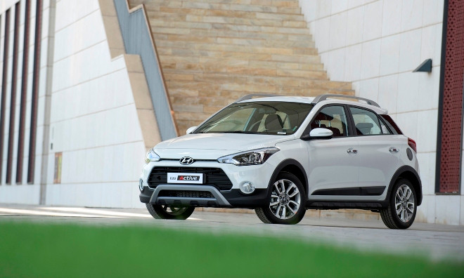 Hyundai i20 Active sắp ra mắt, EcoSport hết ‘cô đơn’