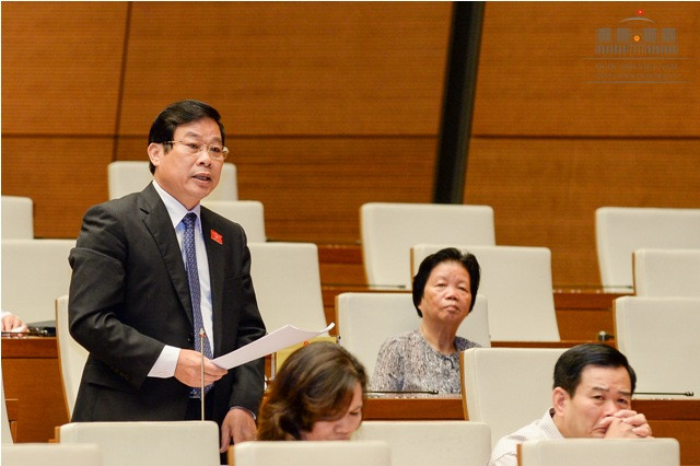 Bộ trưởng Nguyễn Bắc Son.