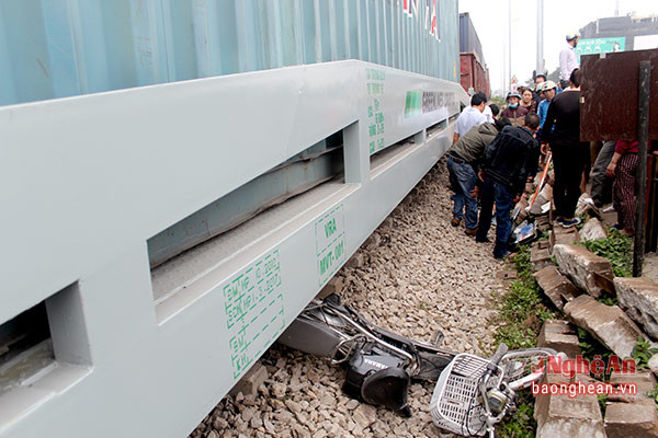 Hiện trường vụ tai nạn. Ảnh: Báo Nghệ An.