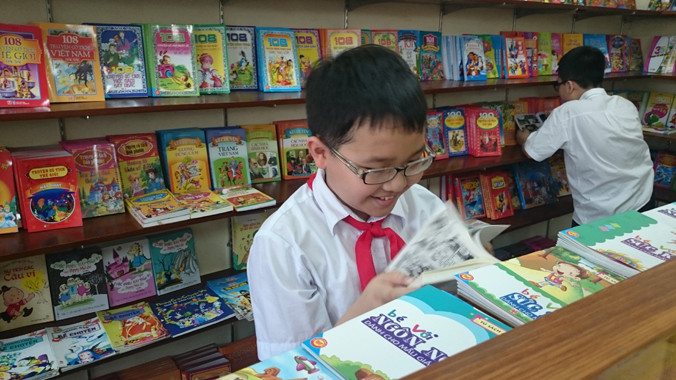 Xã hội tham gia vào biên soạn sách giáo khoa là xu thế tất yếu. Ảnh: như ý