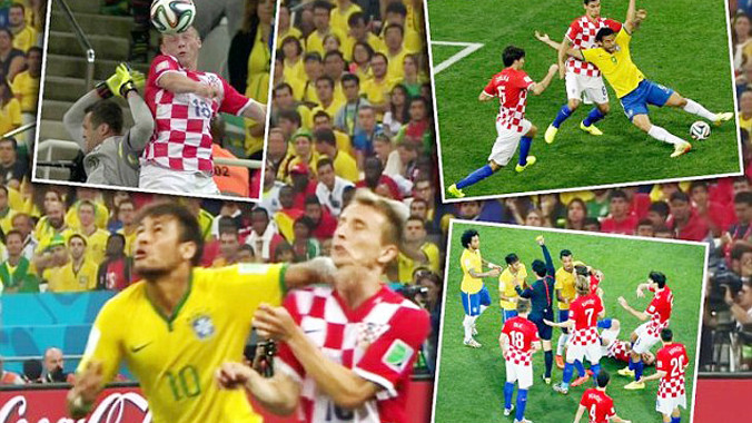 Những tình huống gây tranh cãi của trọng tài Nishimura ở trận khai mạc 