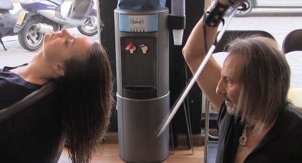 Độc đáo kiểu cắt tóc 'như thời trung cổ'