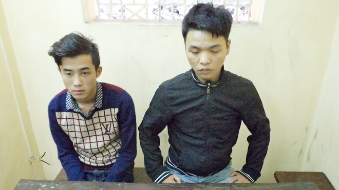 Hai đối tượng Bình và Tình tại cơ quan điều tra