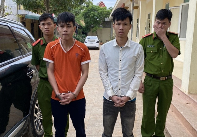 Hai đối tượng bị bắt giữ