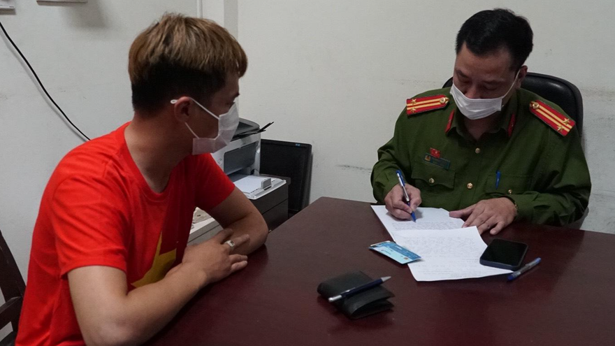 Cơ quan công an làm việc với đối tượng.