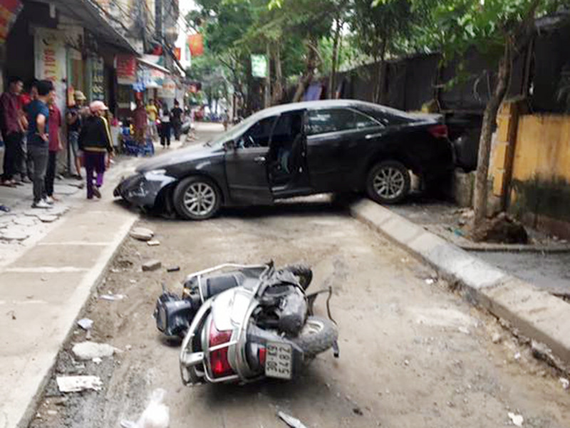 Hiện trường vụ tai nạn. Ảnh: Otofun