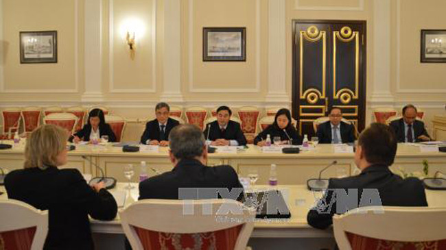 Toàn cảnh buổi đối thoại. Ảnh: Duy Trinh.