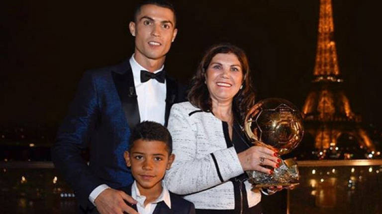 Rời Real Madrid, Ronaldo sẽ đi đâu?