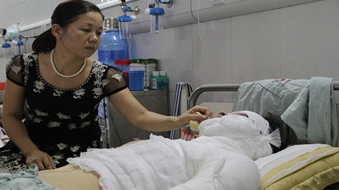 Tùng đang được cấp cứu tại BV Xanh Pôn.