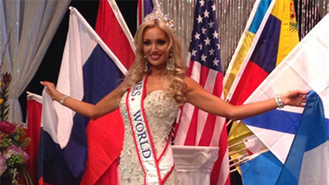 'Hoa hậu quý bà thế giới 2014' thi chui?