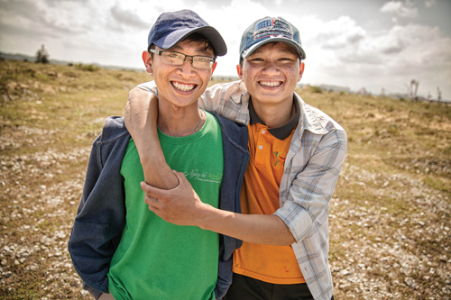 Sinh viên sáng chế hệ thống nước lọc giá 10.000 đồng