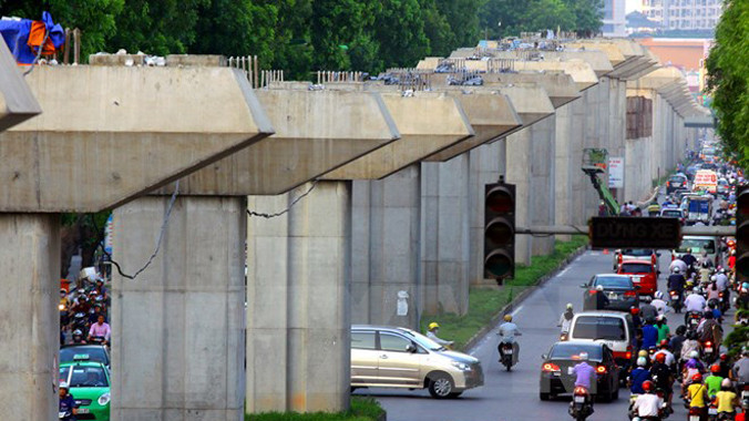 Hệ thống trụ cầu đường sắt đô thị Cát Linh-Hà Đông. Ảnh: Thế Duyệt/TTXVN.