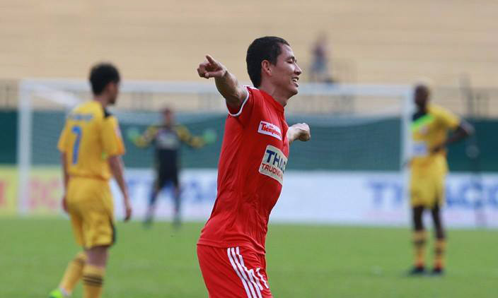 Anh Đức ăn mừng bàn thắng ở trận Siêu Cup 2014. Ảnh: Như Ý.