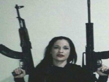 La China thích chụp ảnh khoe vũ khí. Ảnh: Borderland Beat.