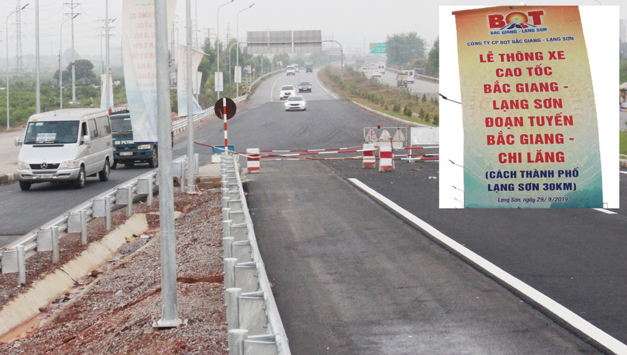  Sau “Lễ thông xe cao tốc Bắc Giang - Lạng Sơn” ngày 29/9, tuyến đường căng rào chặn phươn tiện đi vào. Ảnh: A.Trọng