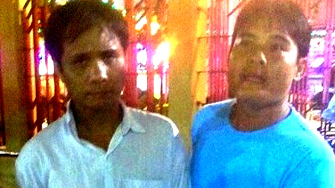 Đối tượng thả dê tại chùa (bên trái) bị hiệp sĩ Bình Dương bắt quả tang khi đang sàm sỡ phụ nữ