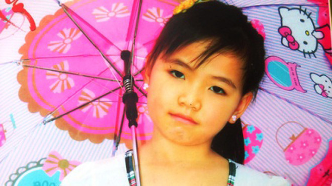 Bé Ngô Ngọc Phút bất ngờ mất tích sau buổi tan trường ngày 26/1, đến nay vẫn chưa có tin tức. Ảnh gia đình cung cấp