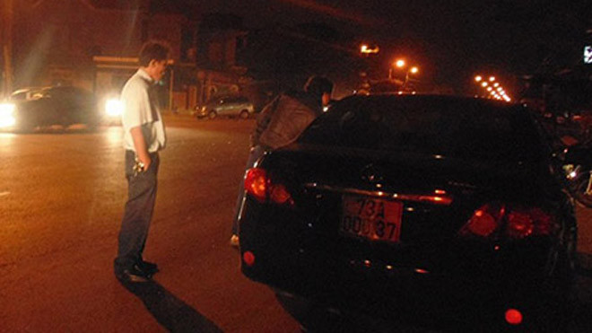 Ông Nguyễn Đức Việt lúc đến nhận lại xe