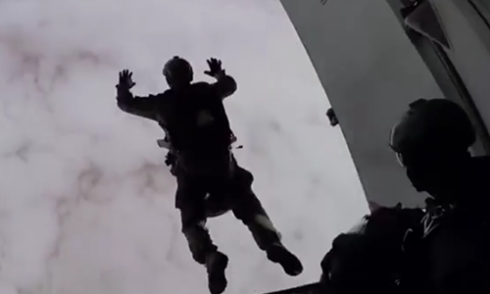 Xem đặc nhiệm Nga nhảy dù, đột kích diệt khủng bố