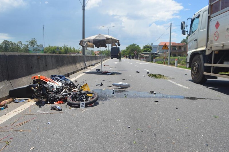 Hiện trường vụ tai nạn. Ảnh: Pháp luật TP Hồ Chí Minh