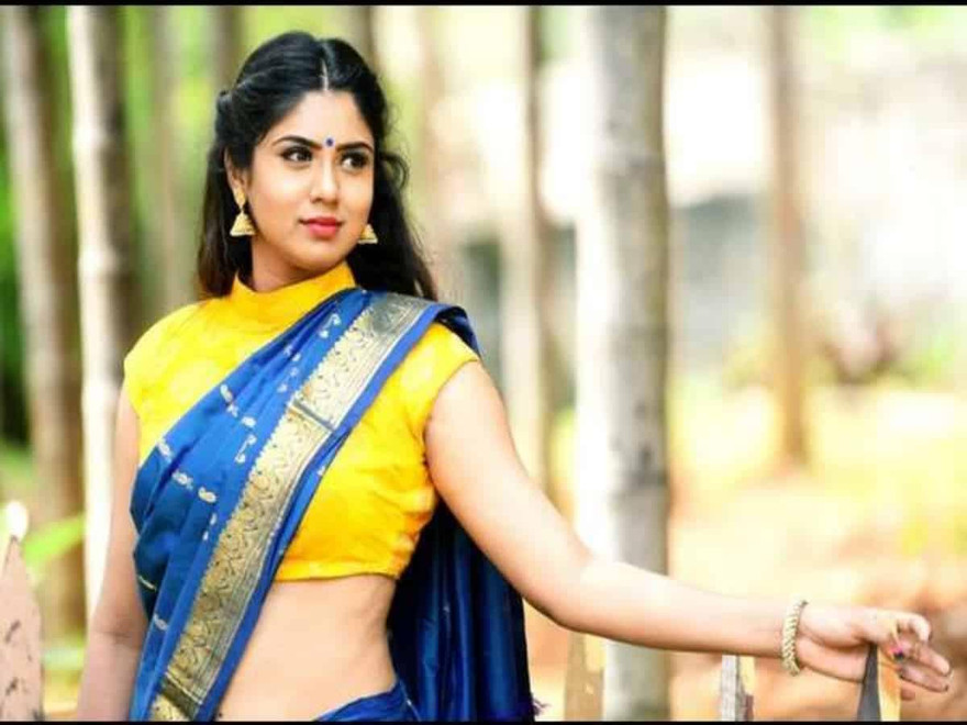 Chaitra Kotoor uống thuốc tự tử, may mắn phát hiện kịp thời.