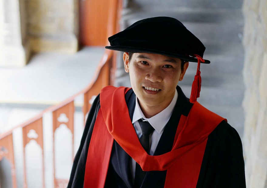 Tiến sĩ người Việt giành giải thưởng Noam Chomsky