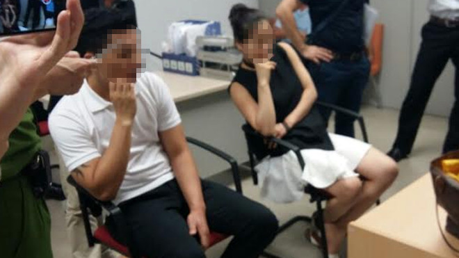 Sang và Ngọc Anh tại cơ quan điều tra.