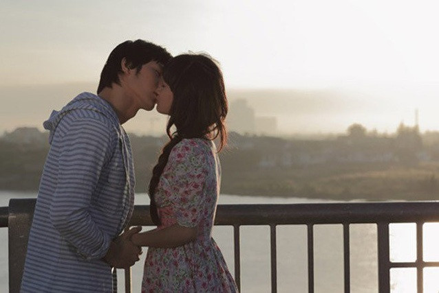 Nhan Phúc Vinh nhiều lần lên tiếng phủ nhận tin đồn hẹn hò Nhã Phương.