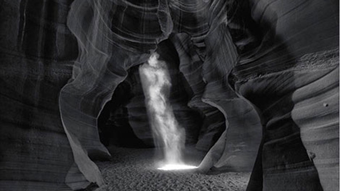 Bức ảnh 'Bóng ma' trị giá 6,5 triệu USD