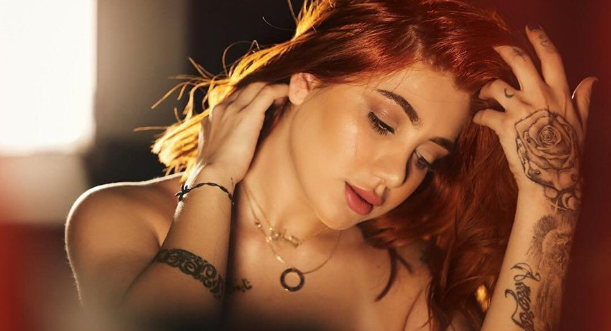 Người mẫu Iraq Tara Fares vừa được phát hiện bị bắn chết trong ô tô riêng.