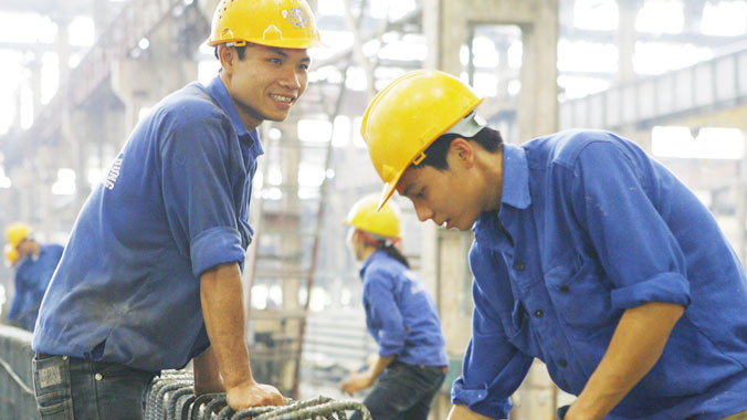 Học trường nào phù hợp, ra trường có việc làm - đang là mối quan tâm của người dân có con em đỗ đại học. Ảnh: Hồng Vĩnh