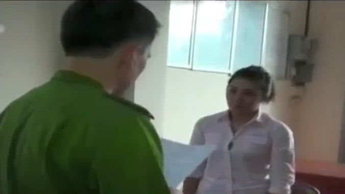 Nữ quái cầm nửa tỷ đồng tìm việc rồi “bùng“