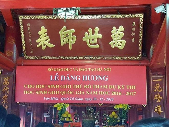 Sở Giáo dục HN nhận sai sót với băng rôn 'Lễ dâng hương học sinh giỏi'