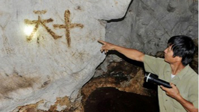 Lời kể rợn người của lão ông tìm vàng dưới quan tài không đáy