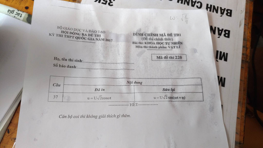 Một mã đề thi Lý phải đính chính