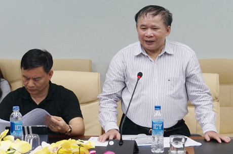 Thứ trưởng Bộ GD&ĐT Bùi Văn Ga nhấn mạnh phải tăng cường nhân lực y tế, đảm bảo sức khỏe thí sinh trong suốt kỳ thi. Ảnh: T.T.