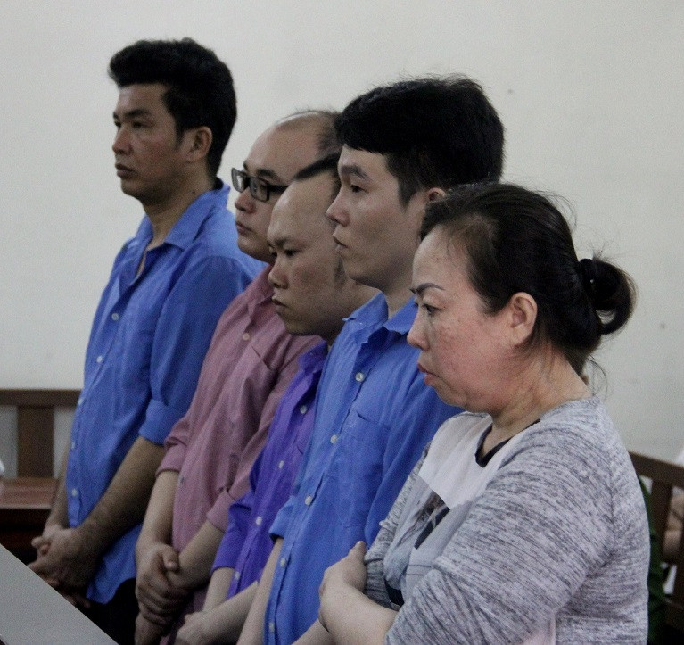 Các bị cáo tại tòa. Ảnh: Tân Châu