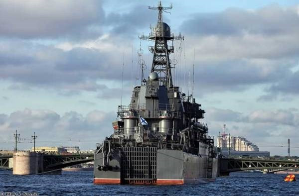 Tàu Minsk lớp Ropucha của Hải quân Nga. Nguồn: RT.