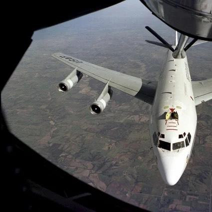 Máy bay thăm dò phóng xạ Constant Phoenix của Mỹ