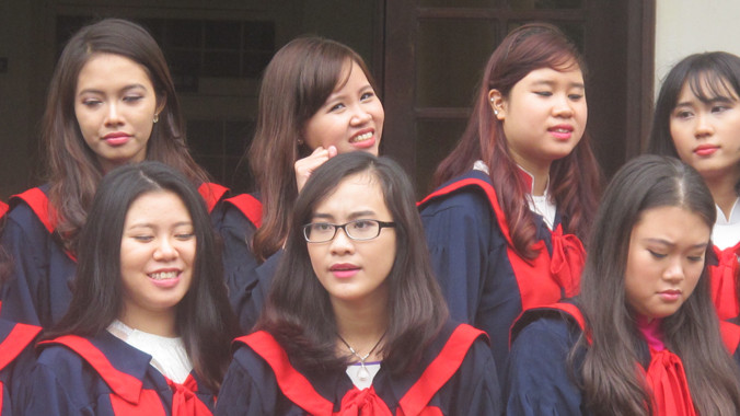 Cử nhân ĐH Hà Nội (ảnh minh họa).