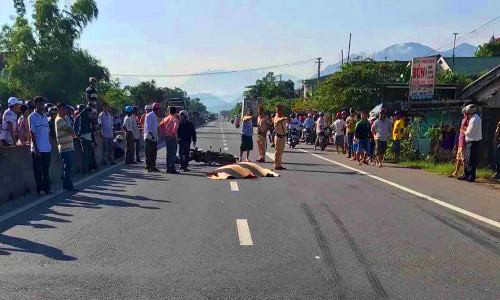 Hiện trường vụ tai nạn khiến ông Hùng tử vong tại chỗ.