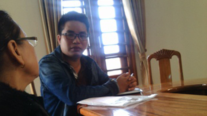 Bà L. đang làm việc với CQĐT. Bà cho biết sợ con cái biết mình tham gia đường dây đa cấp sẽ từ mặt.