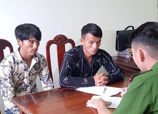 Đối tượng tại cơ quan công an.