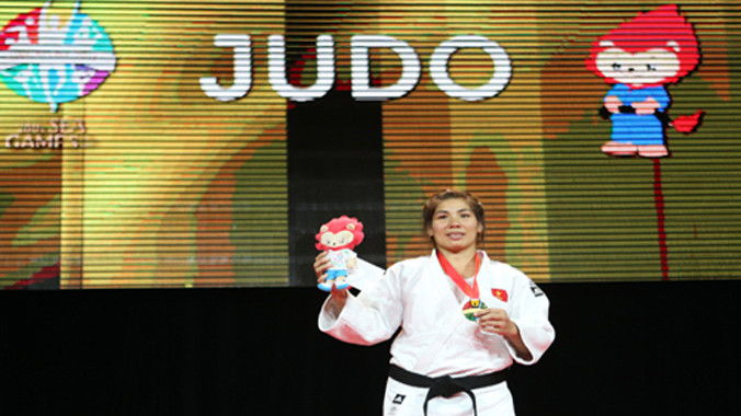 Như Ý không có một cuộc sống đẹp như cái tên của cô. Ảnh: Đức Đồng.