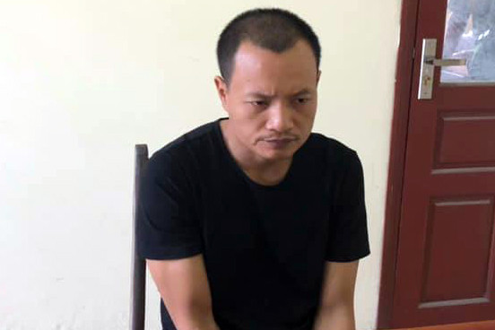 Đối tượng Bình tại cơ quan điều tra.