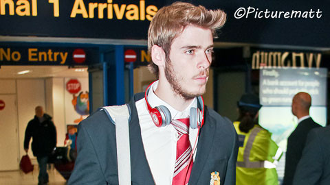Cùng De Gea, các tân binh như Darmian, Schneiderlin cũng cùng Man United đi du đấu.